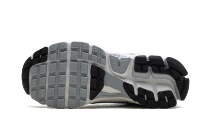 Zoom Vomero 5 "Pure Platinum"