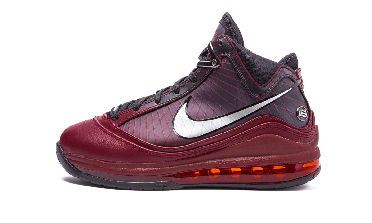 Air Max Lebron 7 Retro "Christmas 2019"