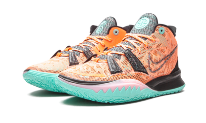 Kyrie 7 EP "Play for the Future"