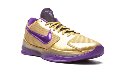 Kobe 5 Protro "Undefeated - Hall of Fame"