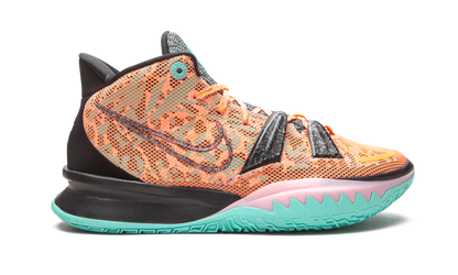 Kyrie 7 EP "Play for the Future"