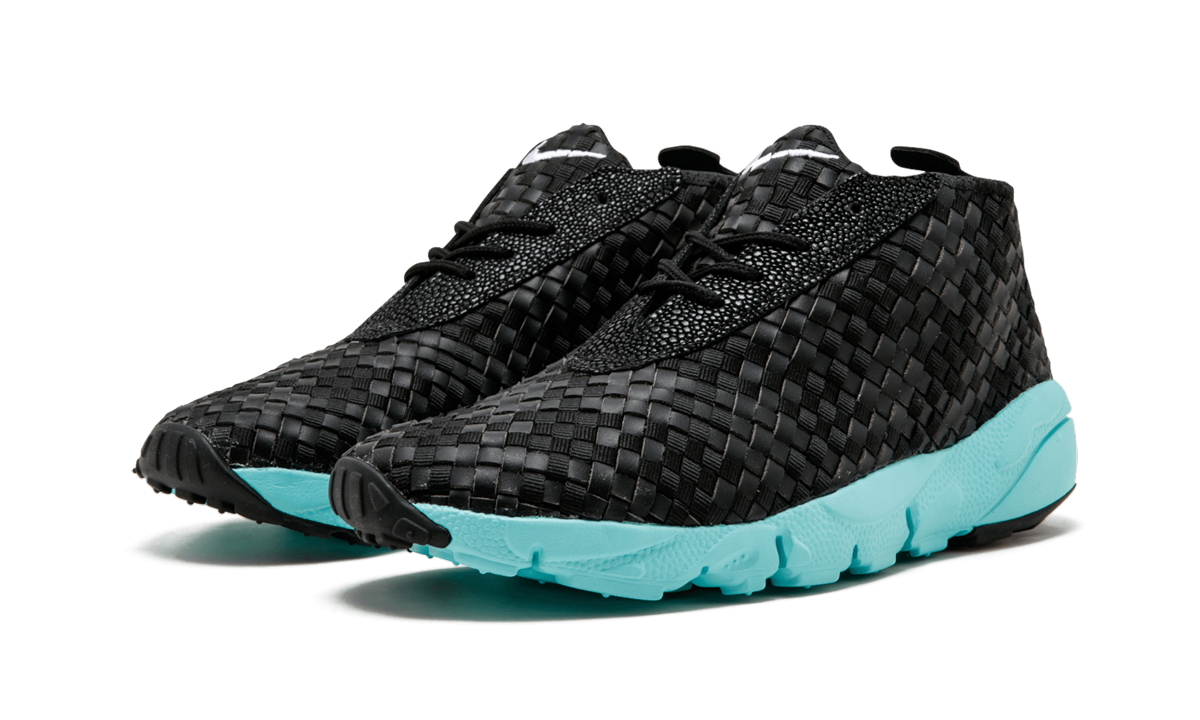 Air Footscape Desert Chukka "Black and Blue"