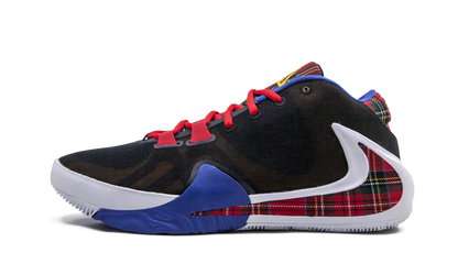 Zoom Freak 1 AS "Employee of the Month"
