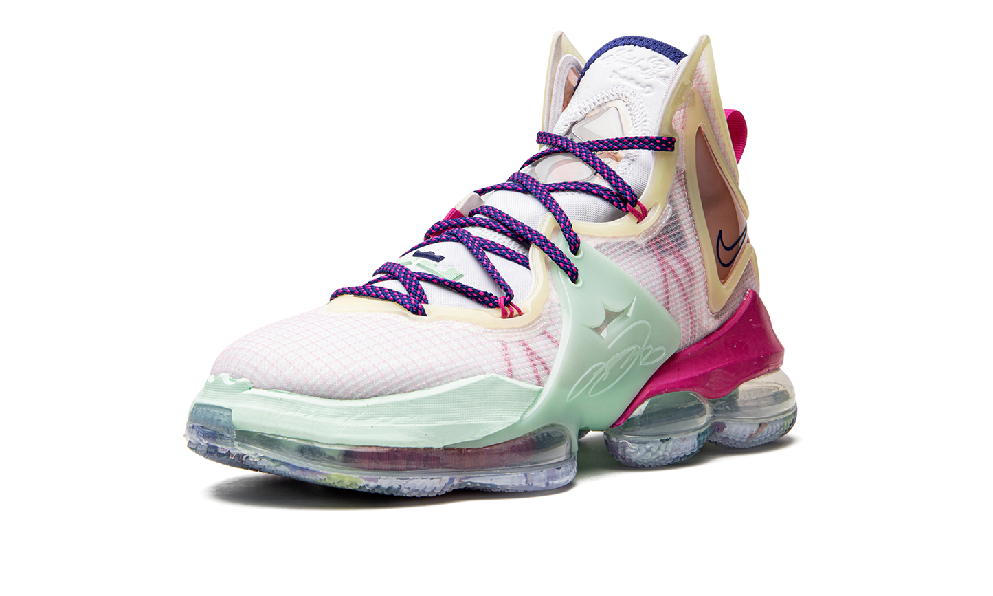 LeBron 19 "Valentine's Day"