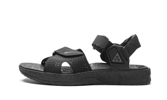 ACG AIR DESCHUTZ "TRIPLE BLACK"