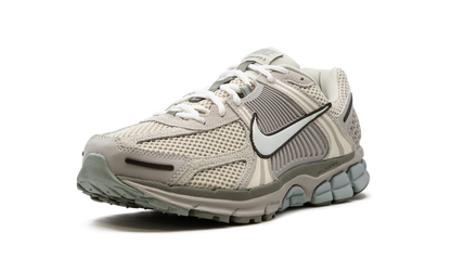 Air Zoom Vomero 5 "Light Orewood Brown"