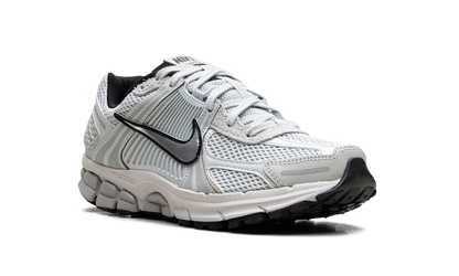Zoom Vomero 5 WMNS "Light Silver Chrome"