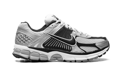 Zoom Vomero 5 "Metallic Silver Black"