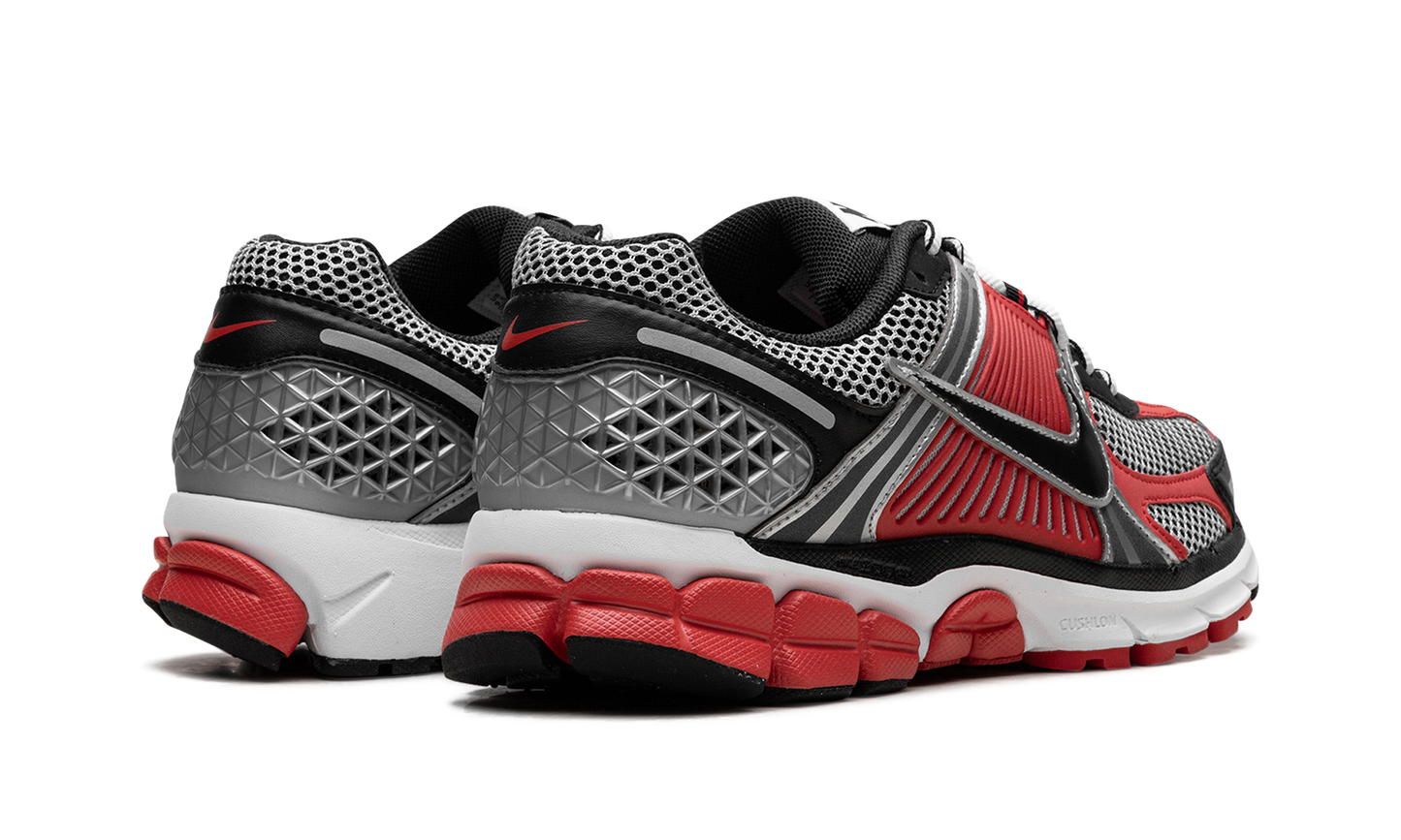 Zoom Vomero 5 "Metallic Silver University Red"