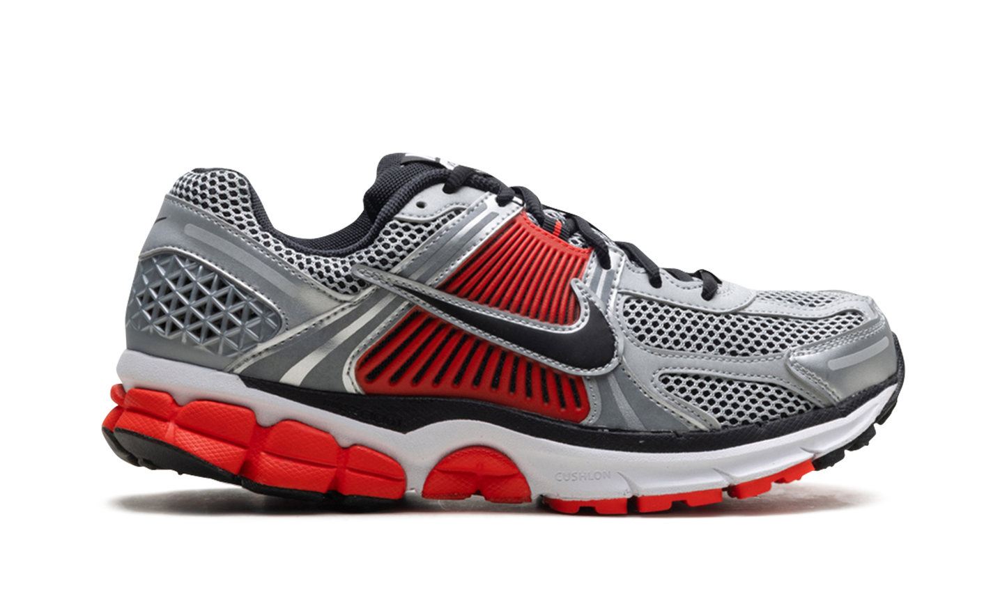 Zoom Vomero 5 "metallic silver black"