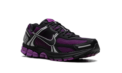 Zoom Vomero 5 "Black Vivid Purple"