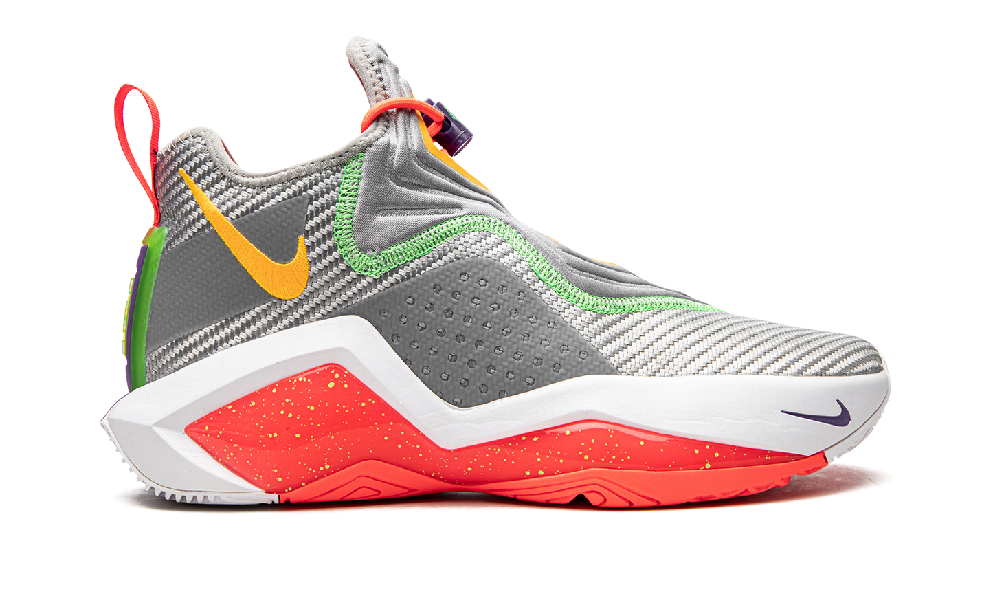 LeBron Soldier 14 "Hare"
