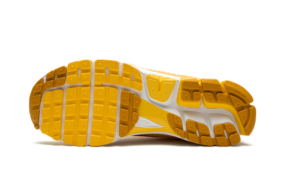 Zoom Vomero 5 "Varsity Maize"