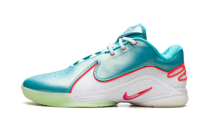 LeBron 22 "Christmas"