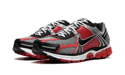 Zoom Vomero 5 "Metallic Silver University Red"