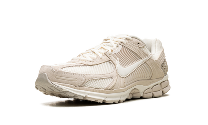 Zoom Vomero 5 "Light Orewood Brown"