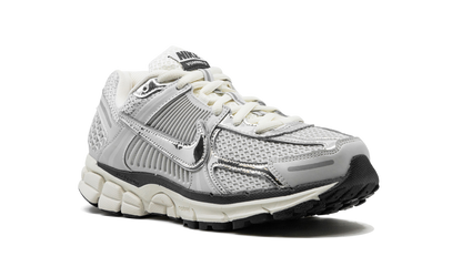Zoom Vomero 5 "Chrome"