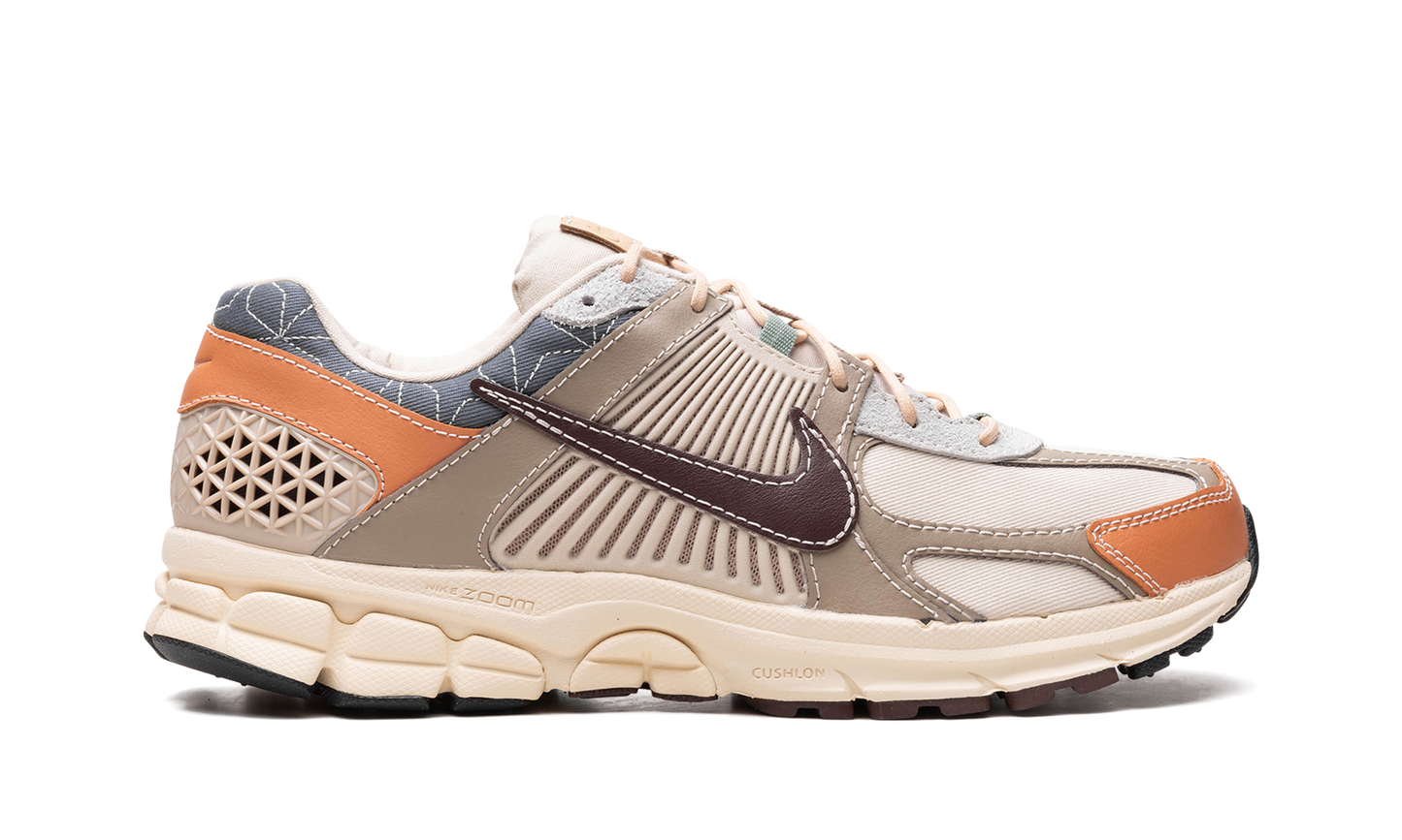 Zoom Vomero 5 "Sanddrift / Muslin / Khaki / Earth"