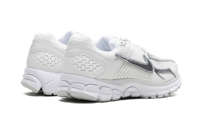Zoom Vomero 5 WMNS "Chrome Toe"