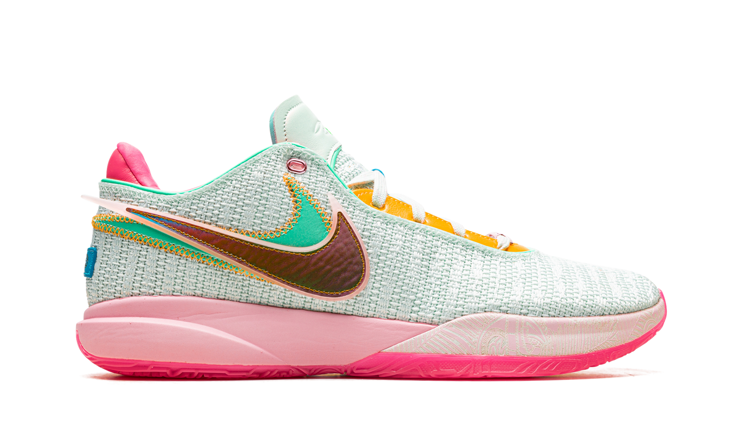 LeBron 20 "Time Machine"