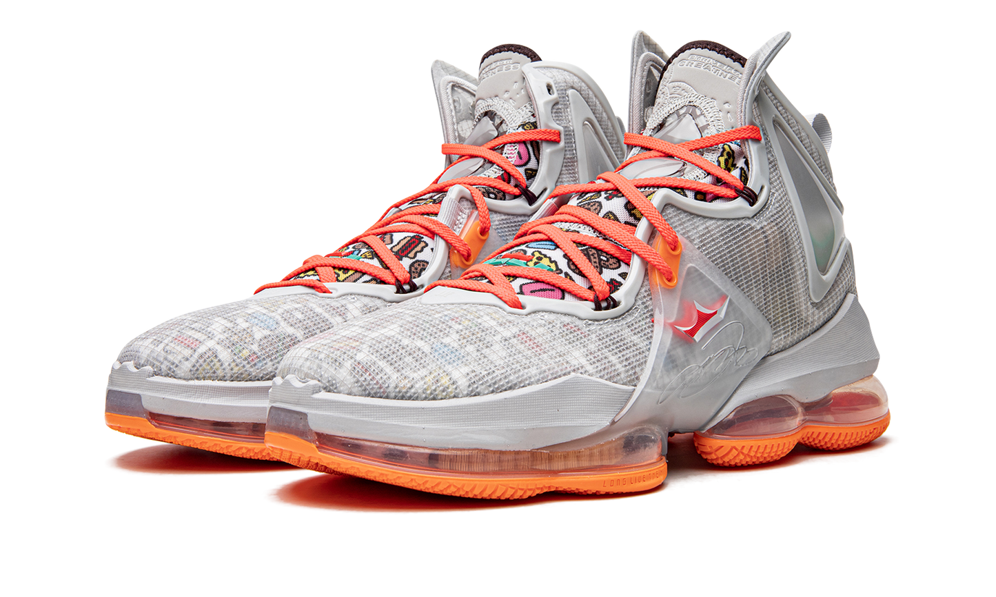LeBron 19 "Fast Food"