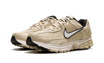 Air Zoom Vomero 5 WMNS "Team Gold"
