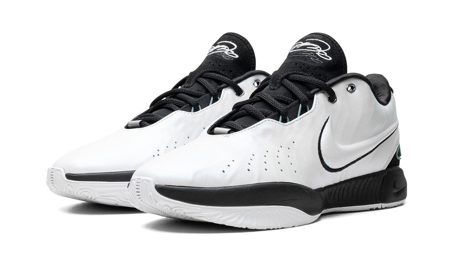 LeBron 21 "Conchiolin"