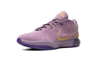 LeBron 21 "Purple Rain"
