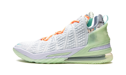 LeBron 18 "Diana Taurasi GOAT Vision"