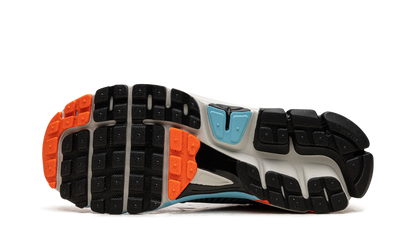 ZOOM VOMERO 5 WMNS "Black/Blue Gaze"
