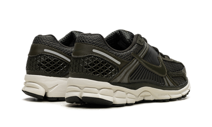 ZOOM VOMERO 5 WMNS "Sequoia"