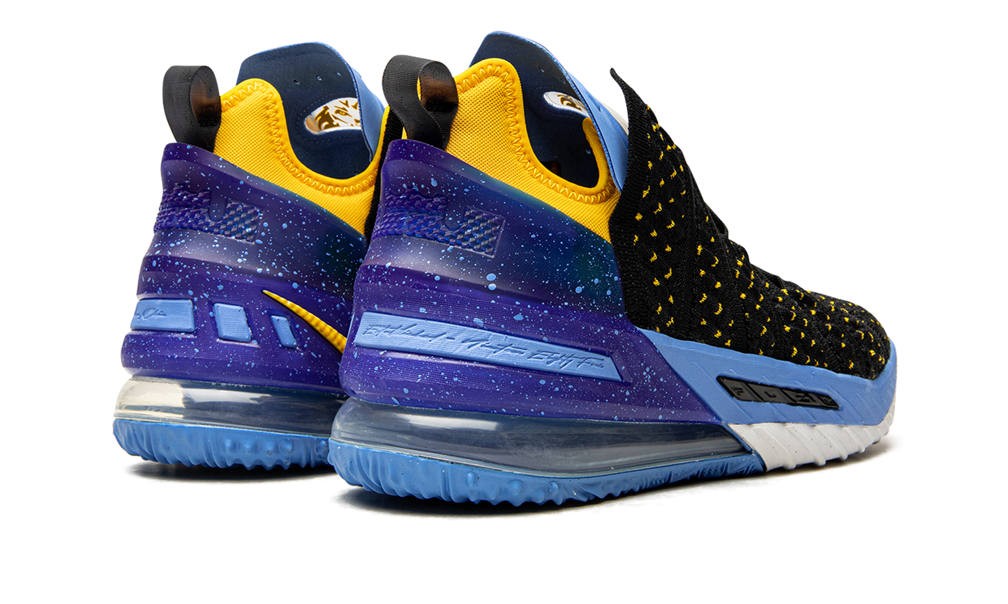 LeBron 18 "Dynasty - Minneapolis Lakers"