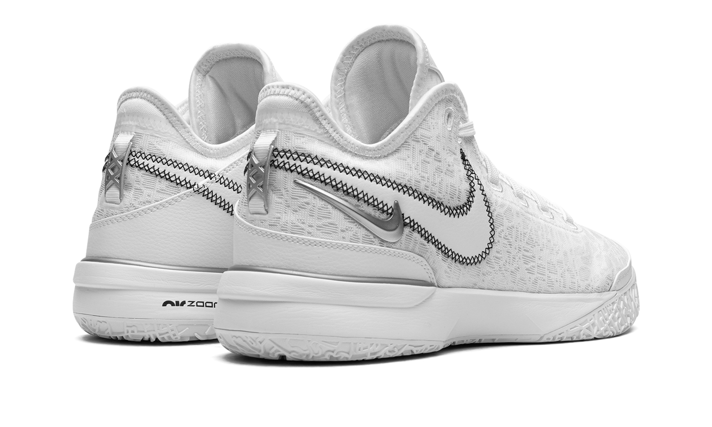 Zoom Lebron NXXT Gen "White / Metallic Silver"