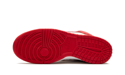 SB Dunk High Pro "Supreme - Red Stars (2003)"