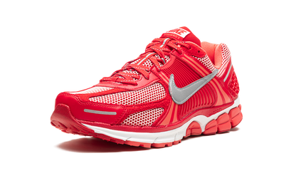 Zoom Vomero 5 PRM "University Red Metallic Silver"