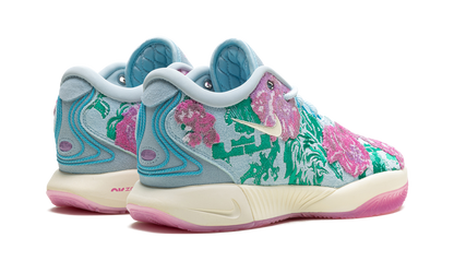 LeBron 21 "Grandma's Couch - Pearl of Z"