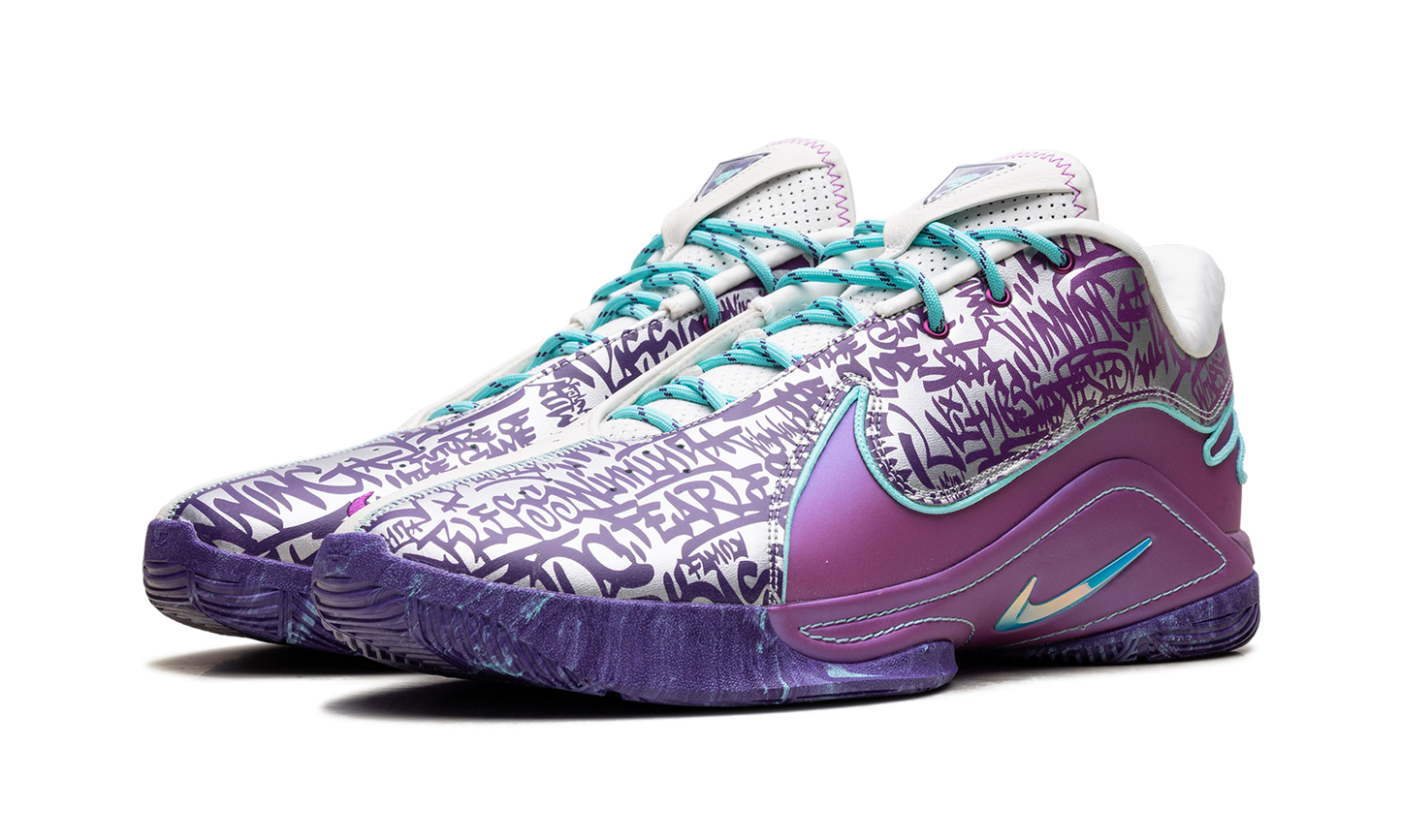 LeBron 22 "Frozen Grapes"