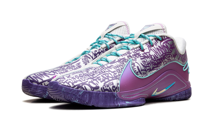 LeBron 22 "Frozen Grapes"