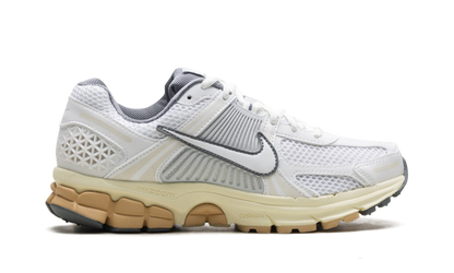 Zoom Vomero 5 WMNS "Summit White Pure Platinum"