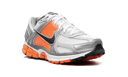 Zoom Vomero 5 "Platinum Tint"