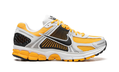 Zoom Vomero 5 "University Gold'"
