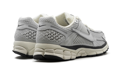 Zoom Vomero 5 "Chrome"