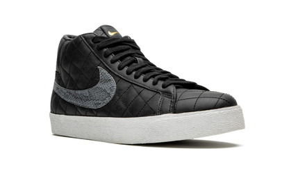 Blazer SB "Supreme - Black (2006)"