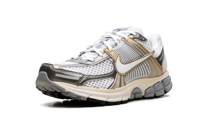 Zoom Vomero 5 "Platinum Tint Metallic Gold"
