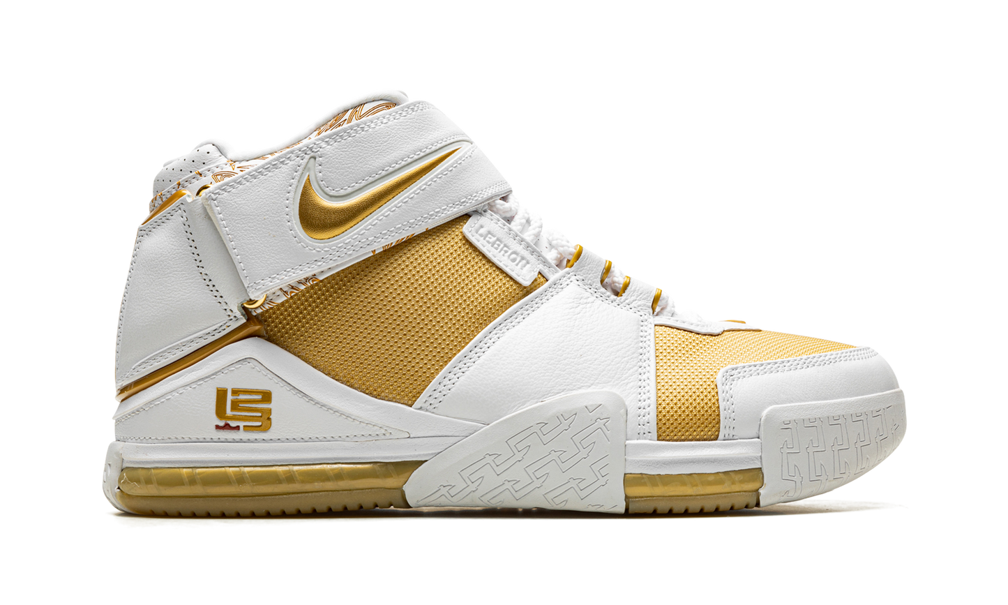 LeBron 2 "Maccabi Tel Aviv"