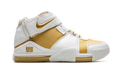 LeBron 2 "Maccabi Tel Aviv"