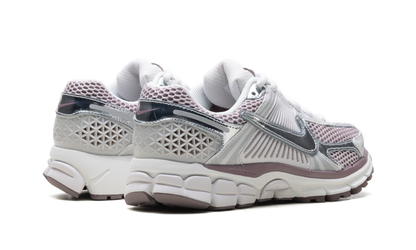 Zoom Vomero 5 WMNS "Platinum Violet"