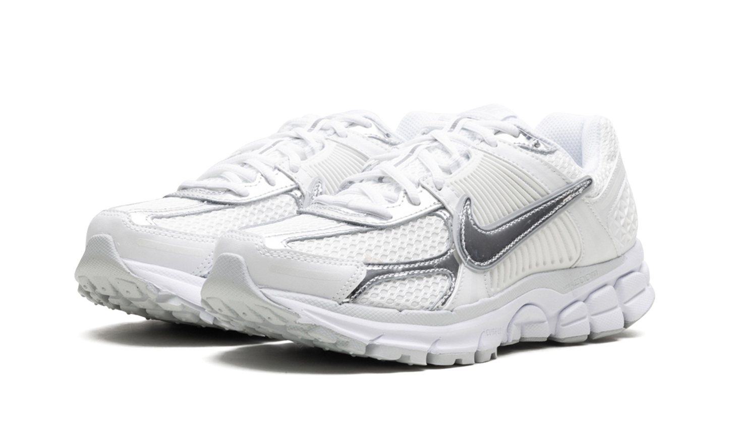 Zoom Vomero 5 WMNS "Chrome Toe"