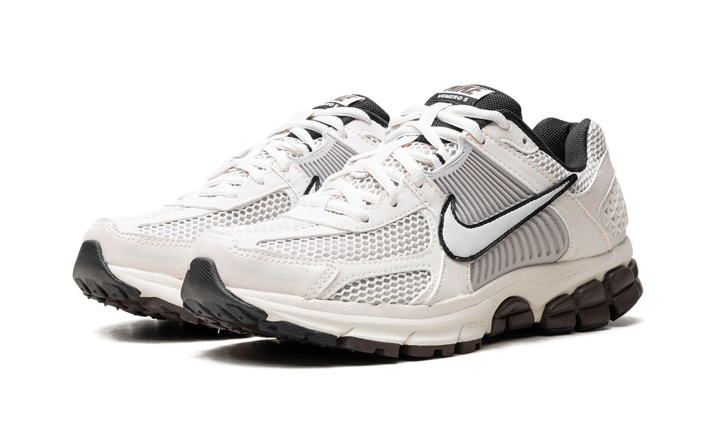 Air Zoom Vomero 5 WMNS "Phantom"