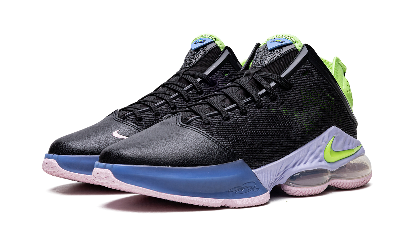 LeBron 19 Low "Black / Ghost Green"